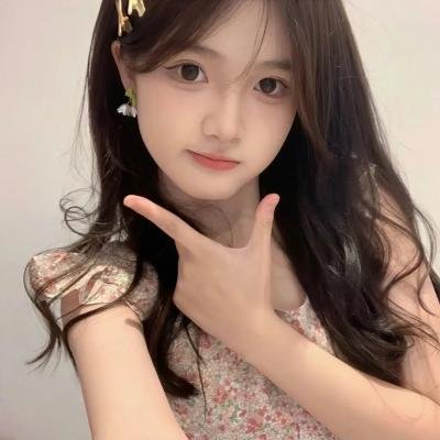 艾曼妞与罗丽妲